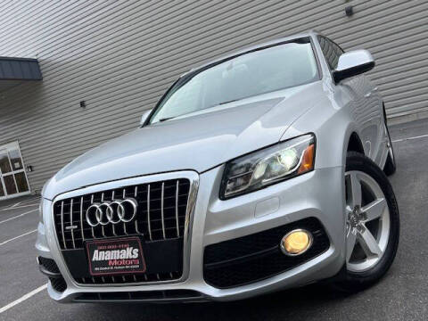 2012 Audi Q5 3.2 quattro Premium Plus