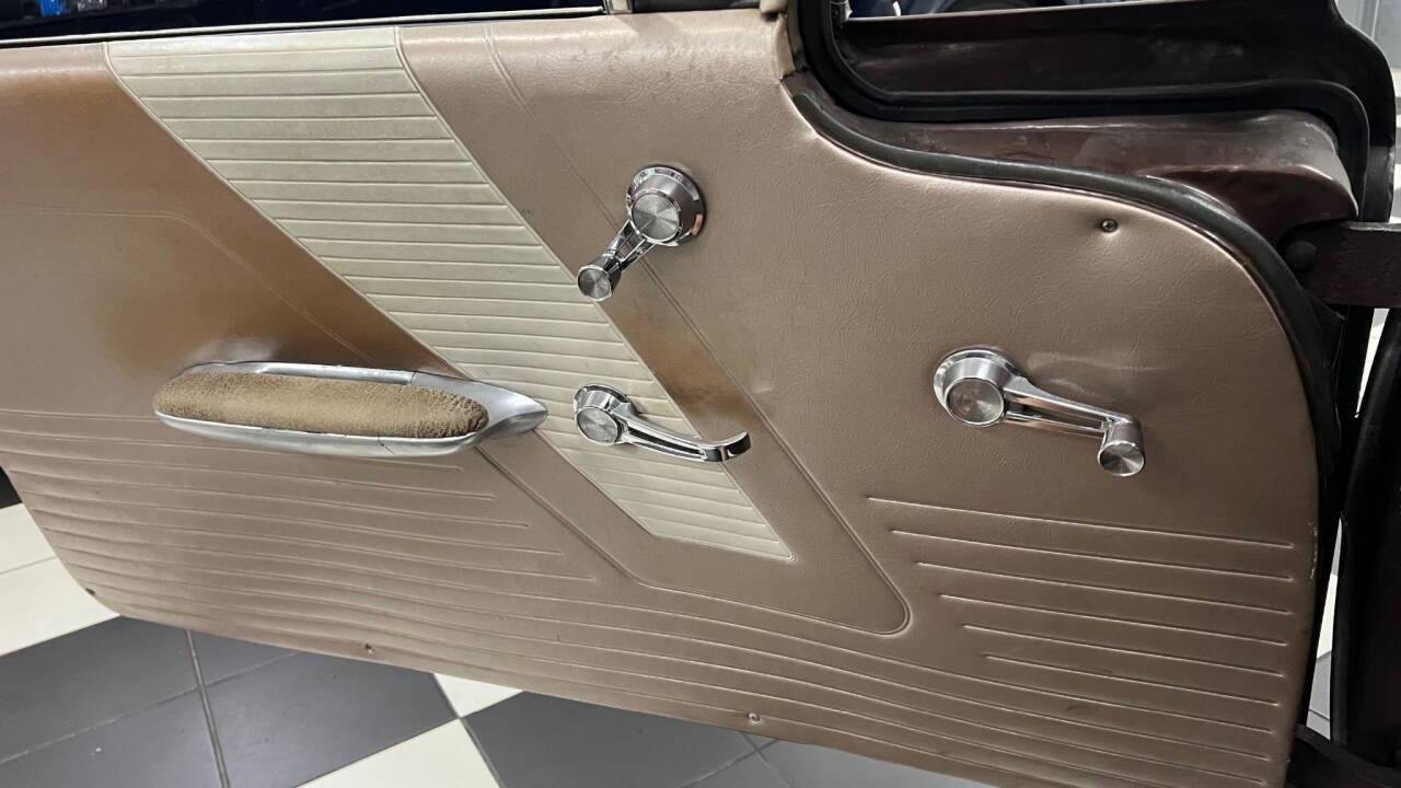 1960 Oldsmobile Eighty-Eight 35