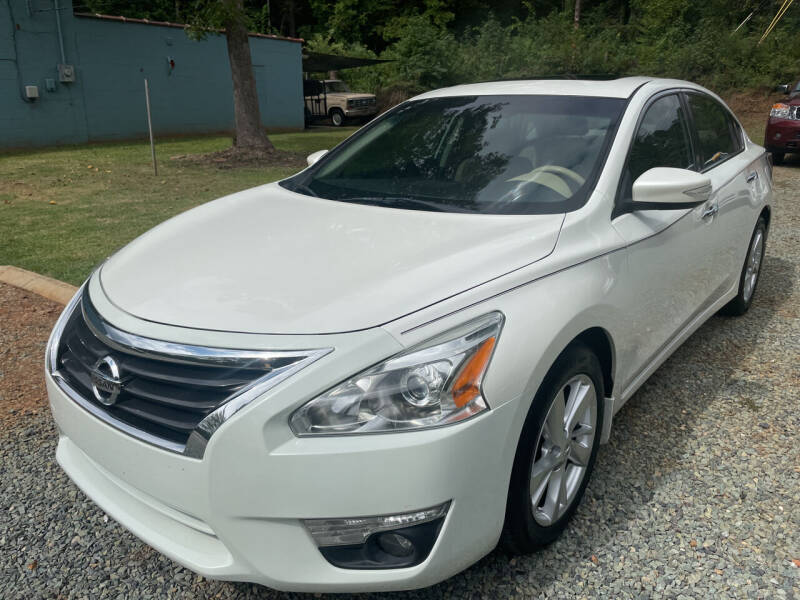 2015 Nissan Altima for sale at Triple B Auto Sales in Siler City NC