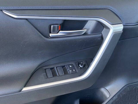 2020 Toyota RAV4 Hybrid XSE