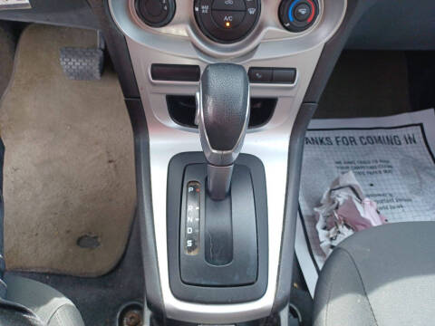 2016 Ford Fiesta SE