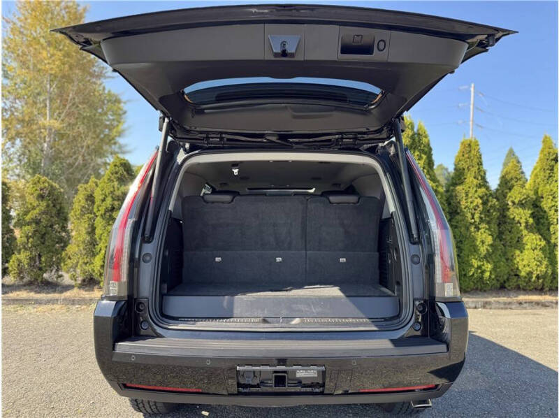 2015 Cadillac Escalade Luxury