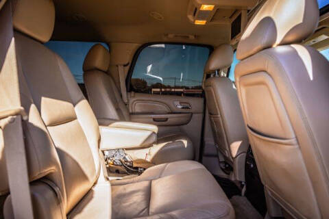 2012 Cadillac Escalade Luxury