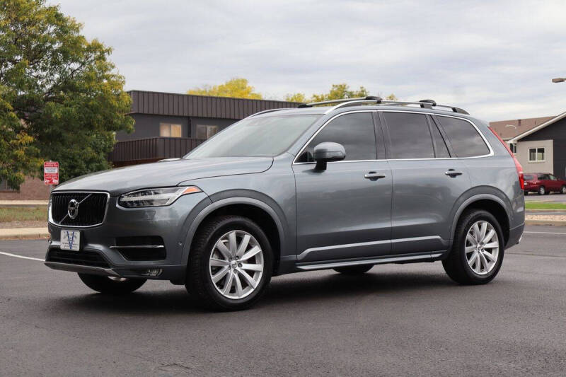 2018 Volvo XC90 T6 Momentum