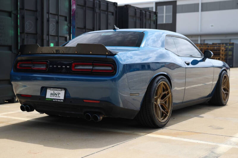2020 Dodge Challenger