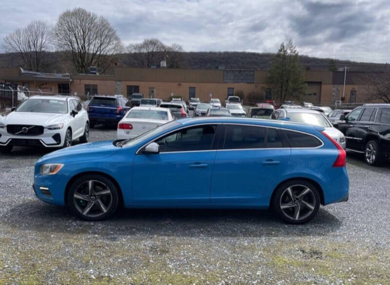 Used 2015 Volvo V60 R-Design with VIN YV1902SP4F1242350 for sale in Lancaster, SC