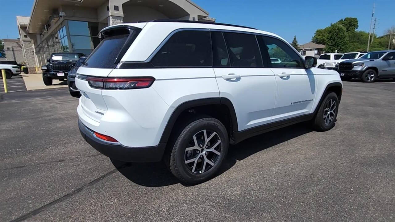 2024 Jeep Grand Cherokee for sale at Victoria Auto Sales in Victoria, MN