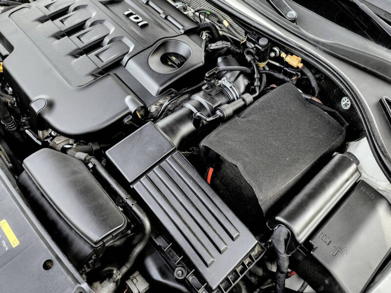 2015 Volkswagen Passat 2.0L TDI SEL Premium