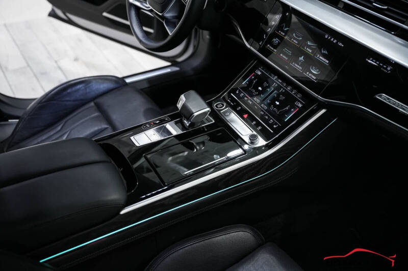 2022 Audi A8 L quattro 55 TFSI