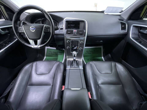 2015 Volvo XC60 T5 Drive-E Premier