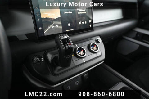 2023 Land Rover Defender 130 X-Dynamic SE