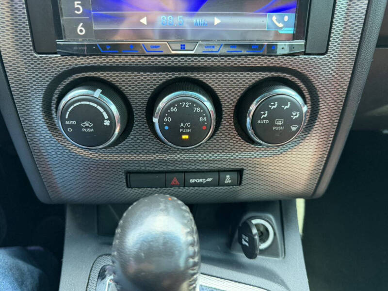 2012 Dodge Challenger R/T Plus