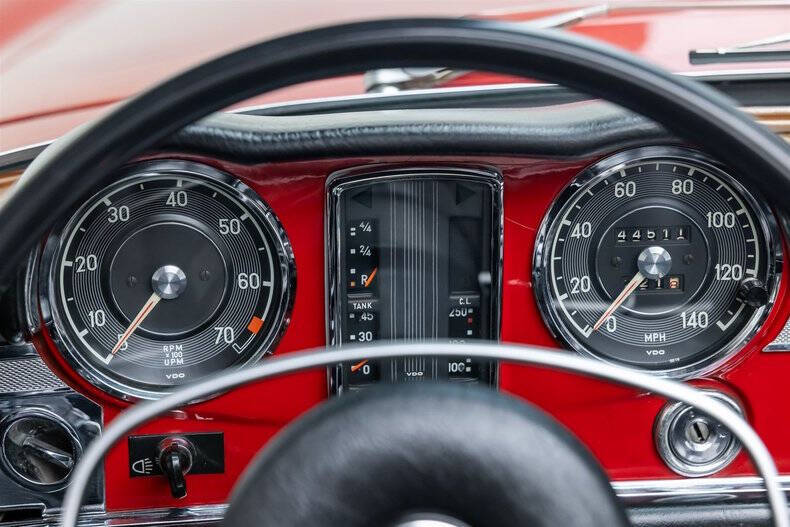 1971 Mercedes-Benz 280-Class
