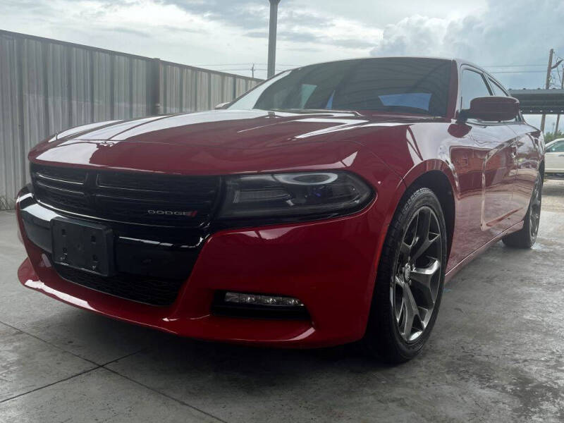 2015 Dodge Charger SXT's photo