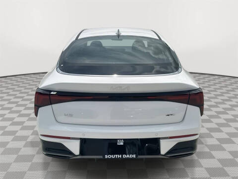 2026 Kia K5