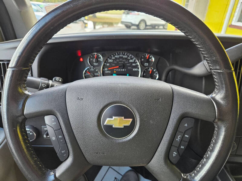 2021 Chevrolet Express 2500