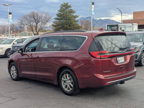 2021 Chrysler Pacifica Touring