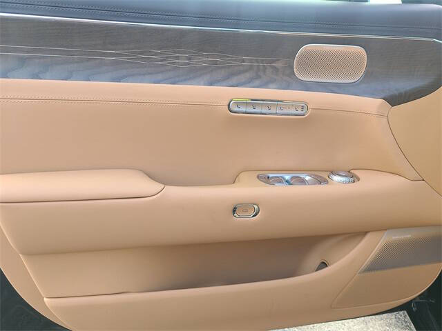 2025 Genesis G90 3.5T e-Supercharger