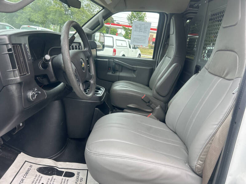 2017 Chevrolet Express 2500