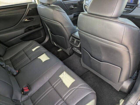 2022 Lexus ES 350 Ultra Luxury