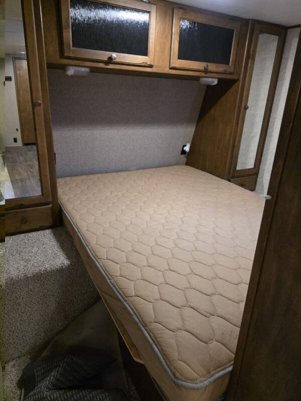 2015 Keystone RV Sprinter Campfire 26RB