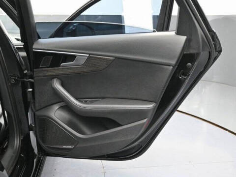 2022 Audi A4 quattro S line Prem Plus 45 TFSI