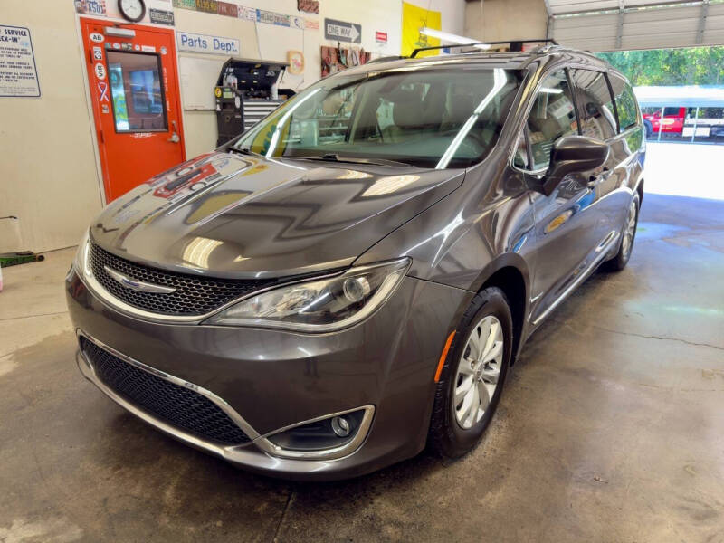 2019 Chrysler Pacifica Touring L