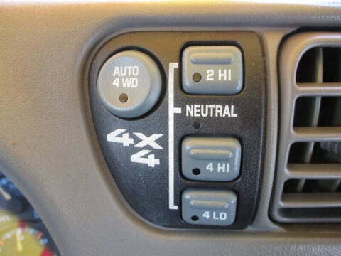 2000 Chevrolet Blazer LS