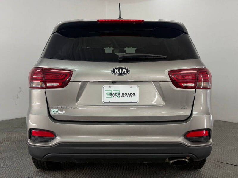 2019 Kia Sorento LX V6