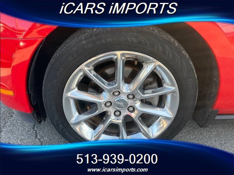 2011 Ford Mustang V6 Premium