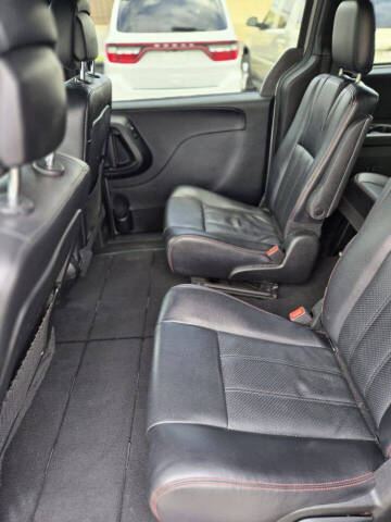 2014 Dodge Grand Caravan R/T
