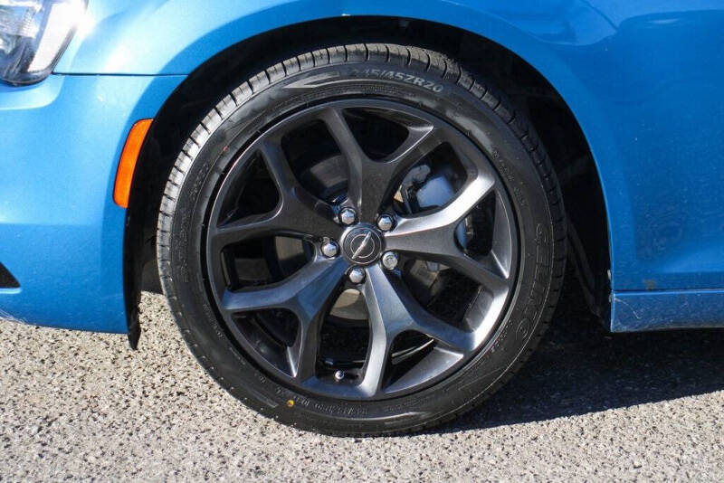 2023 Chrysler 300 Touring