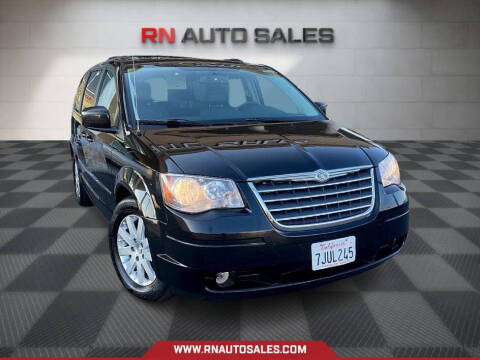 2010 Chrysler Town and Country