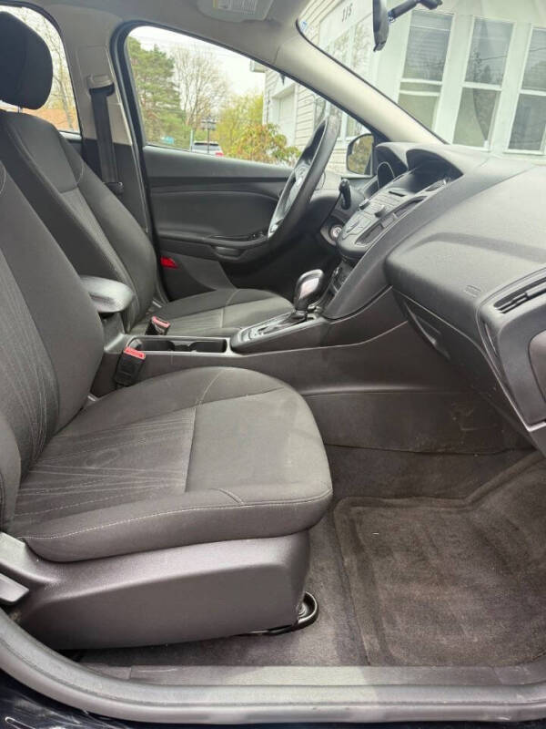 2017 Ford Focus SE