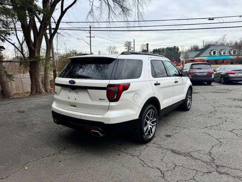 2017 Ford Explorer Sport