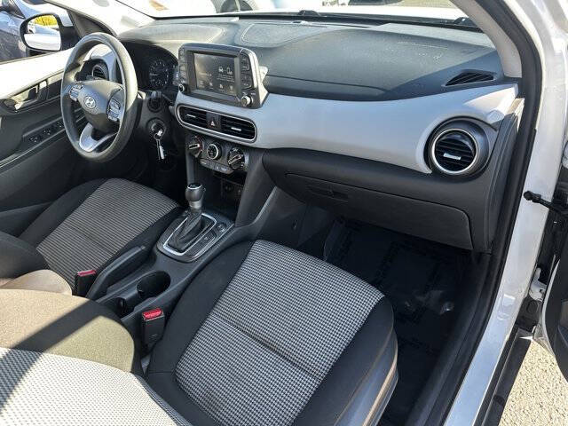 2021 Hyundai Kona SE