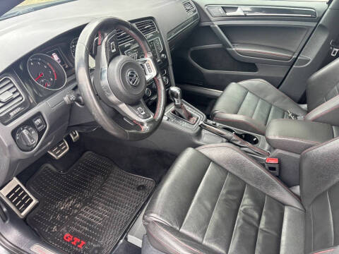 2016 Volkswagen Golf GTI SE