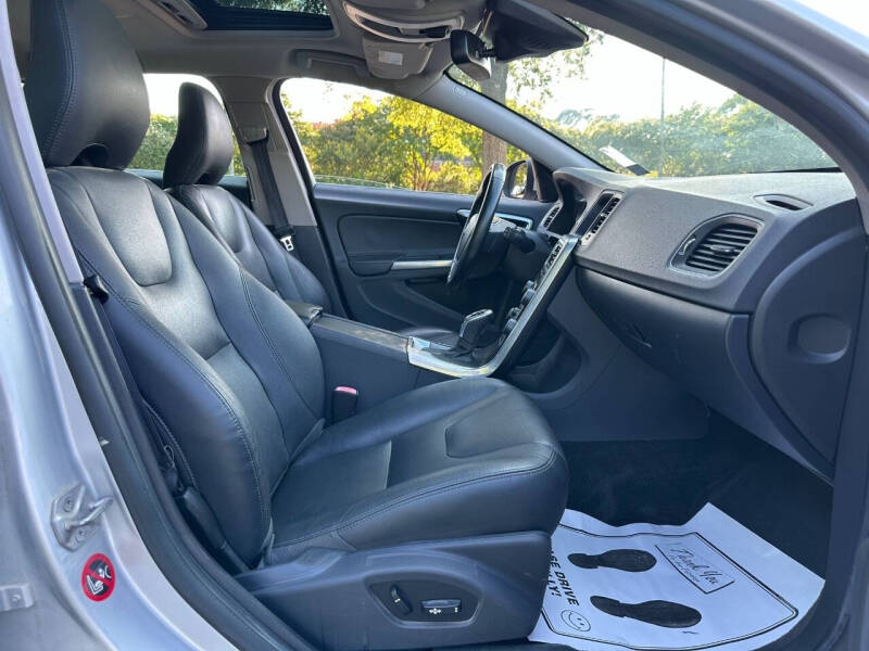 2015 Volvo V60 T5 Drive-E Premier