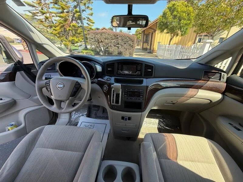 2015 Nissan Quest
