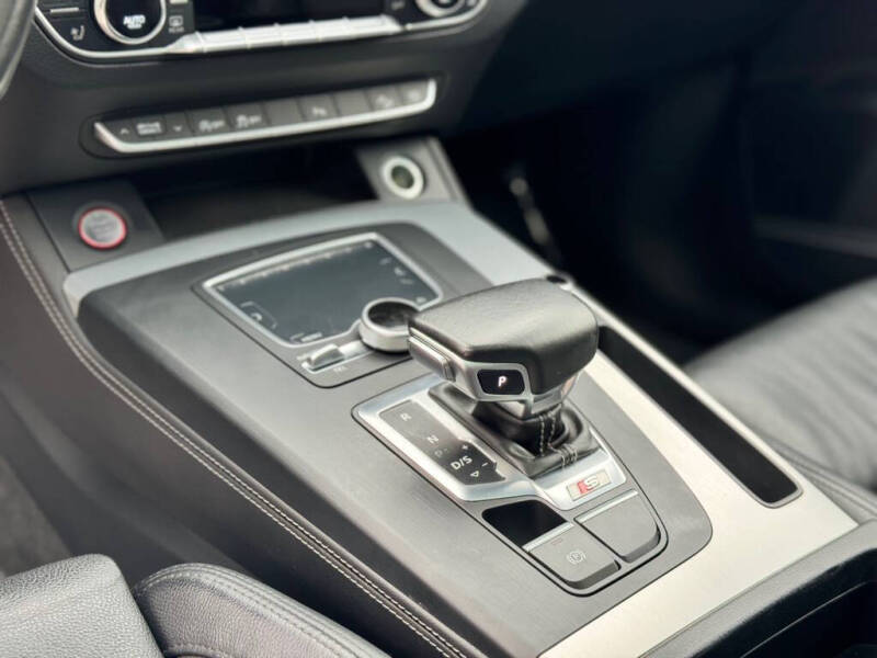 2018 Audi SQ5 3.0T quattro Premium Plus