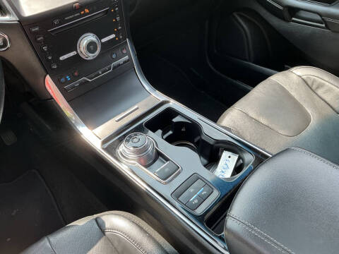 2019 Ford Edge Titanium
