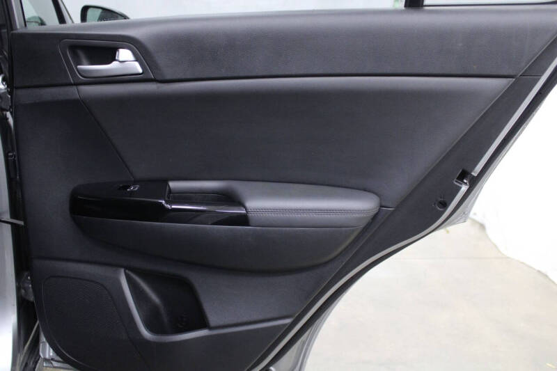 2022 Kia Sportage EX