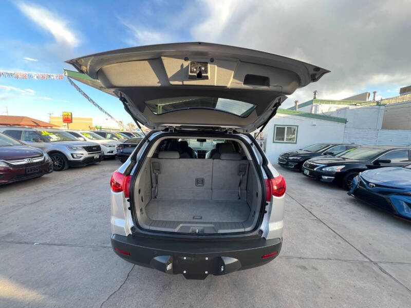 2012 Chevrolet Traverse LT