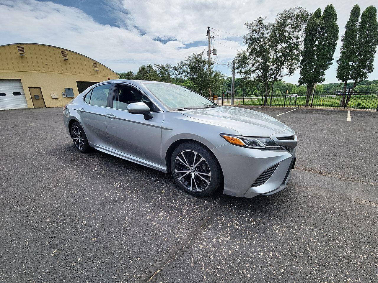 2020 Toyota Camry for sale at Victoria Auto Sales in Victoria, MN