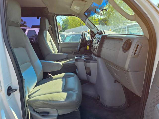 2010 Ford E-Series E-250