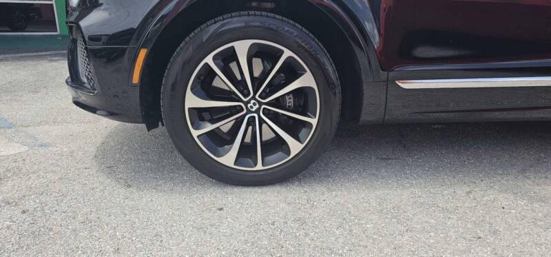 2023 Bentley Bentayga