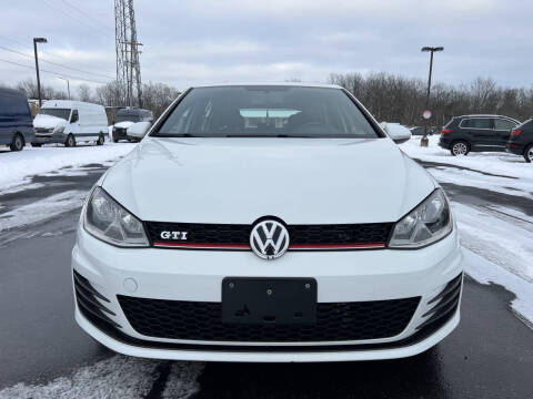 2015 Volkswagen Golf GTI S