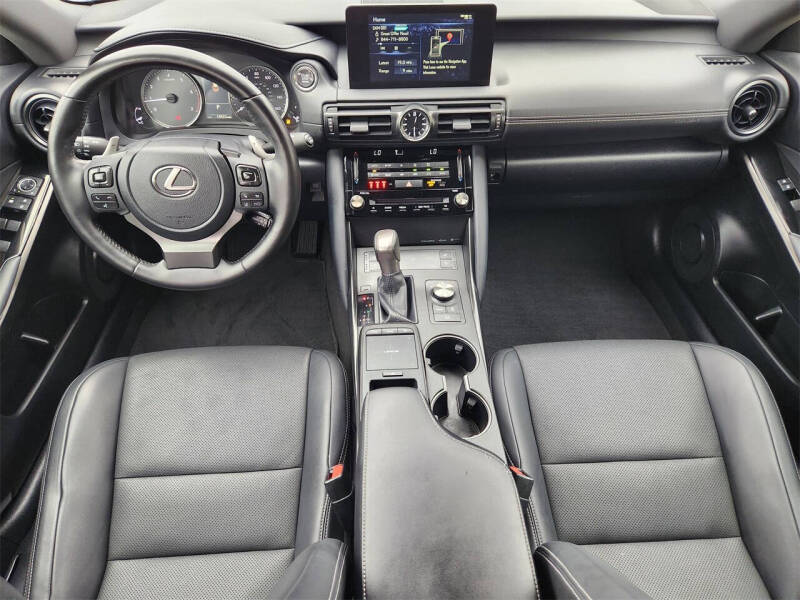 2023 Lexus IS 300