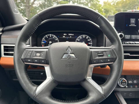 2024 Mitsubishi Outlander SEL