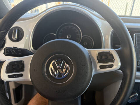 2018 Volkswagen Beetle Convertible 2.0T S with Style and Comfort